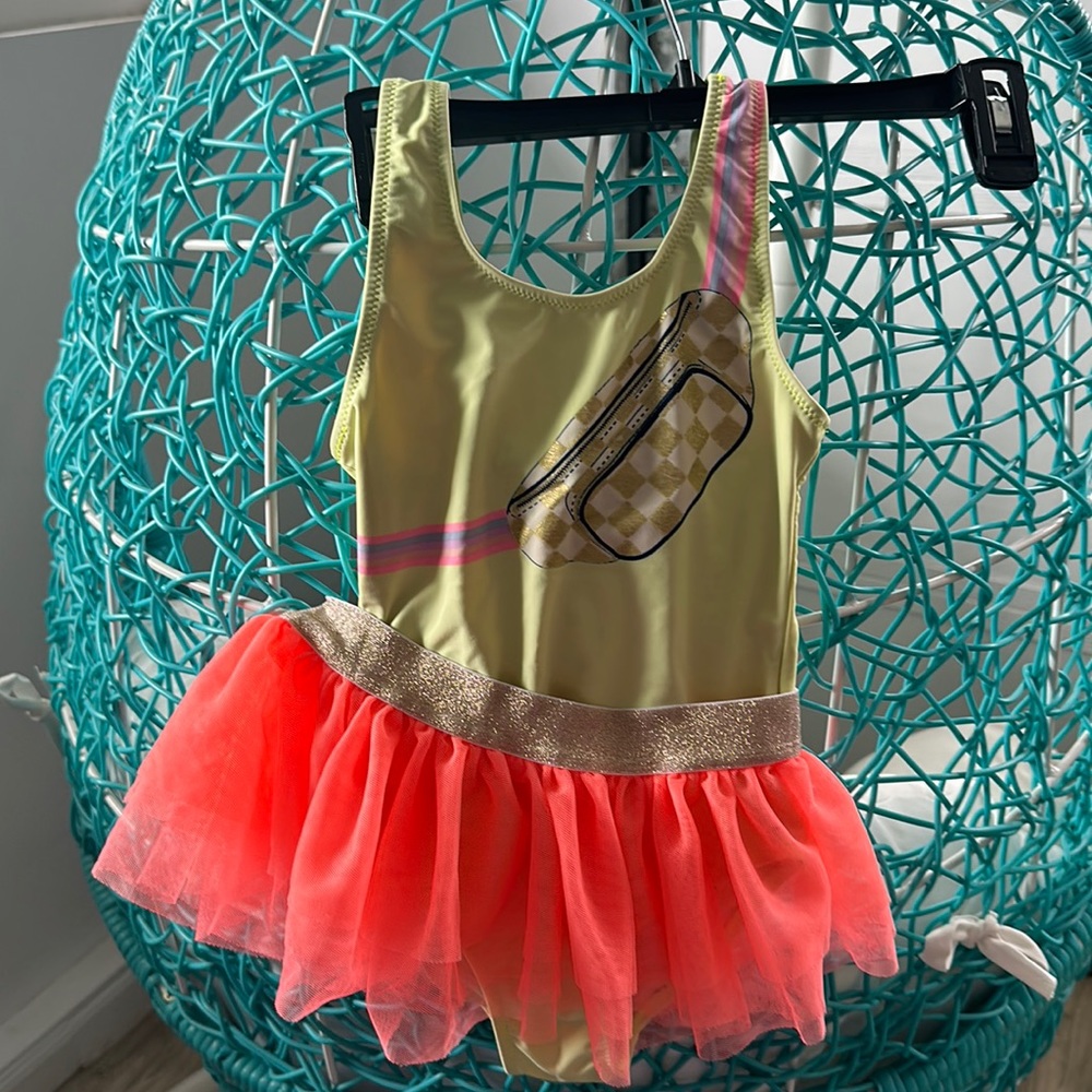 Beautiful swimsuit with tutu shade critters size 6